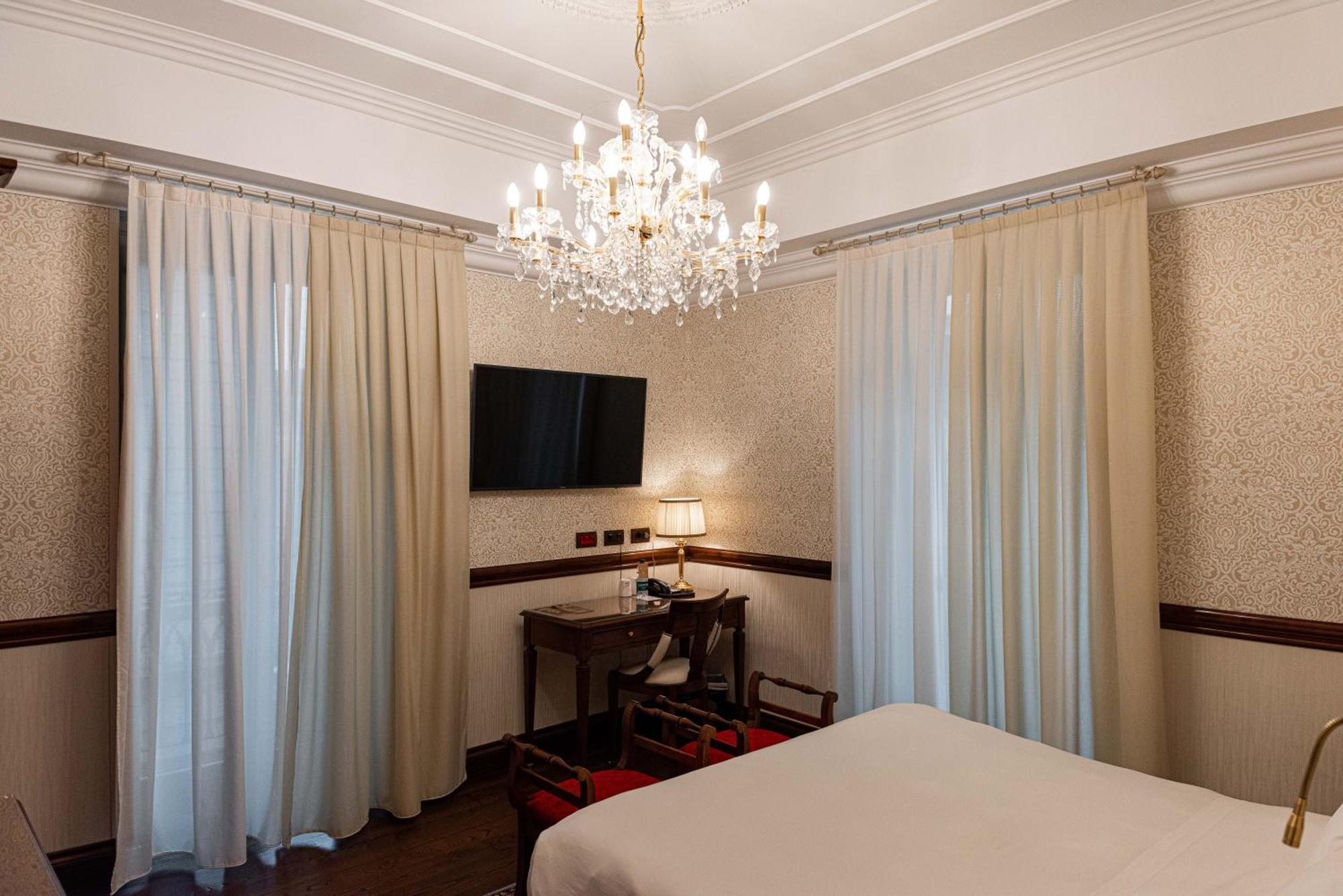 Phi Hotel Principe 库尼奥 外观 照片