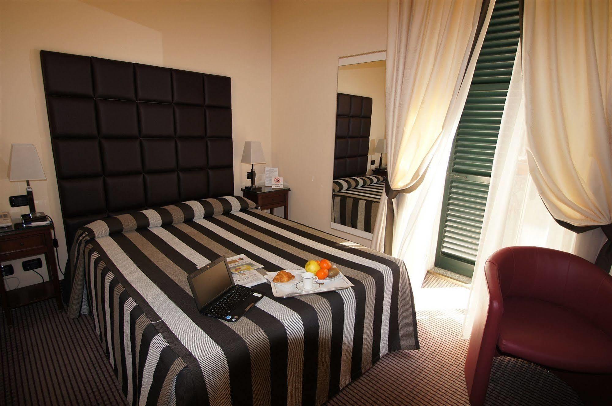 Phi Hotel Principe 库尼奥 外观 照片