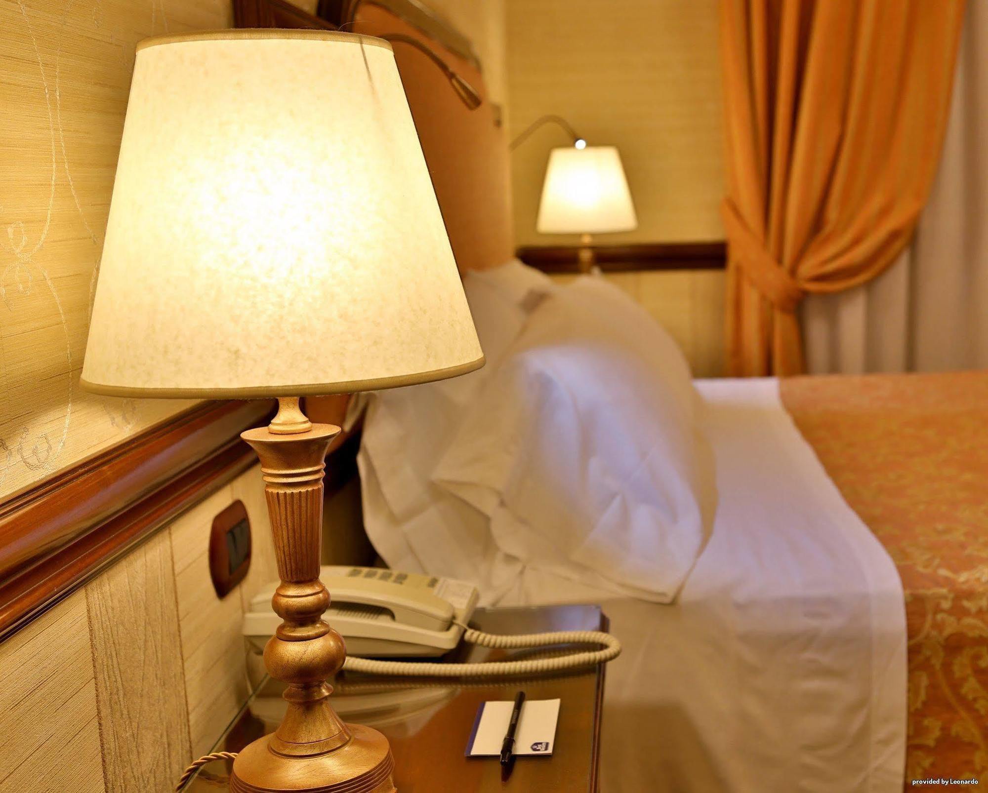 Phi Hotel Principe 库尼奥 外观 照片