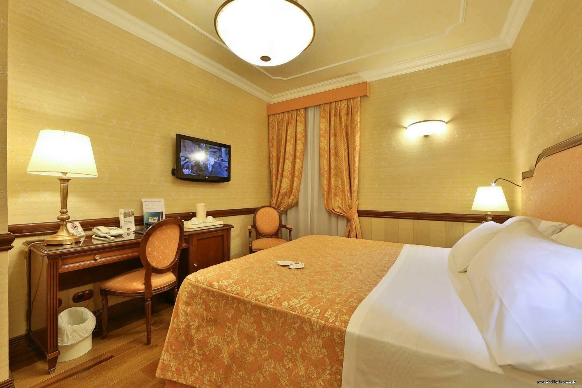 Phi Hotel Principe 库尼奥 外观 照片
